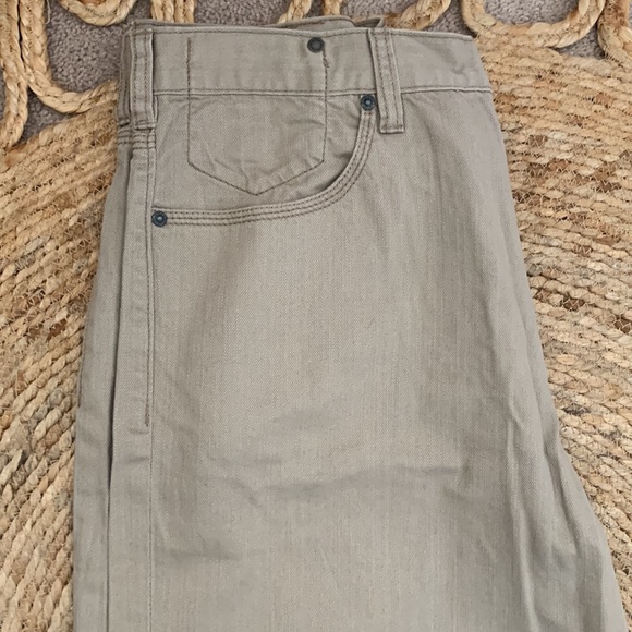 Jeans - Picture 2 of 4